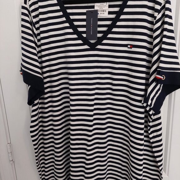 Blue and white dress - Picture 2 of 3